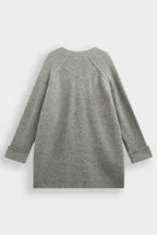 Cardigan gris à boutons dorés